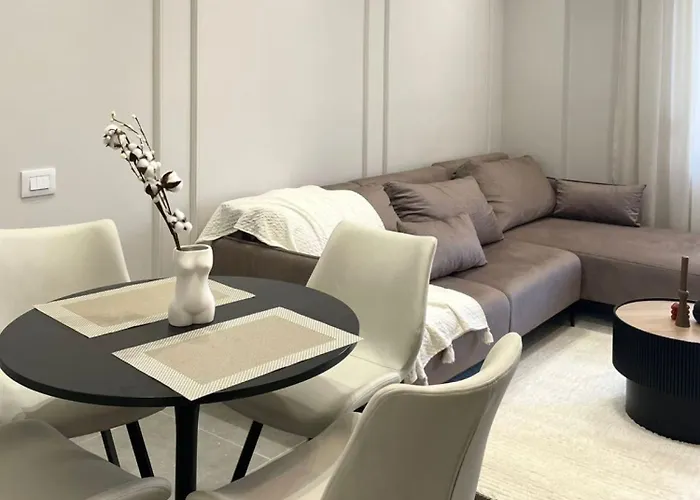 Albania Dream Baazar B